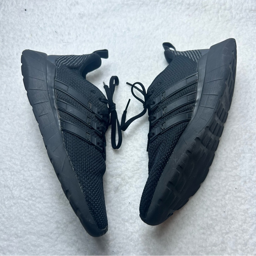 Adidas Black Sneakers - Picture 3 of 9
